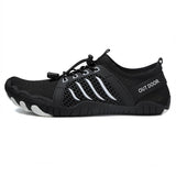 Aquapop water shoes black